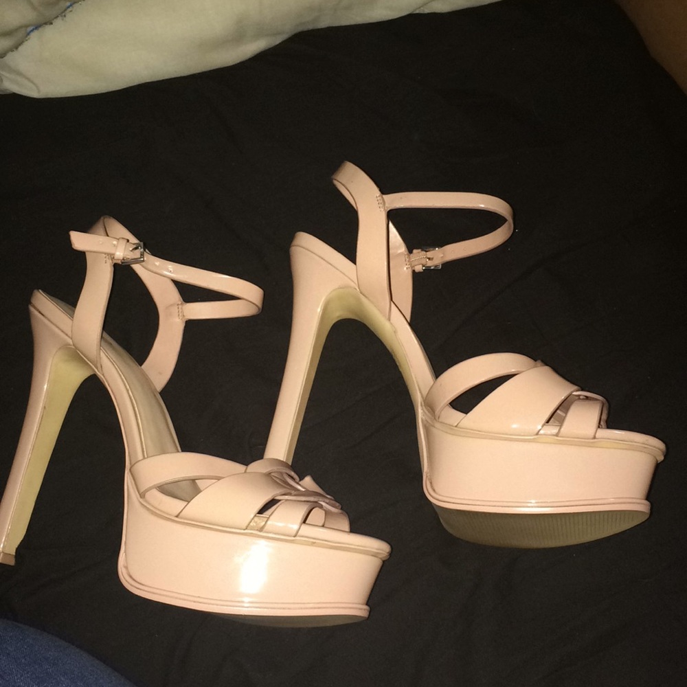 NWOT Aldo Strappy Sandals Nude Peach Size 10.5